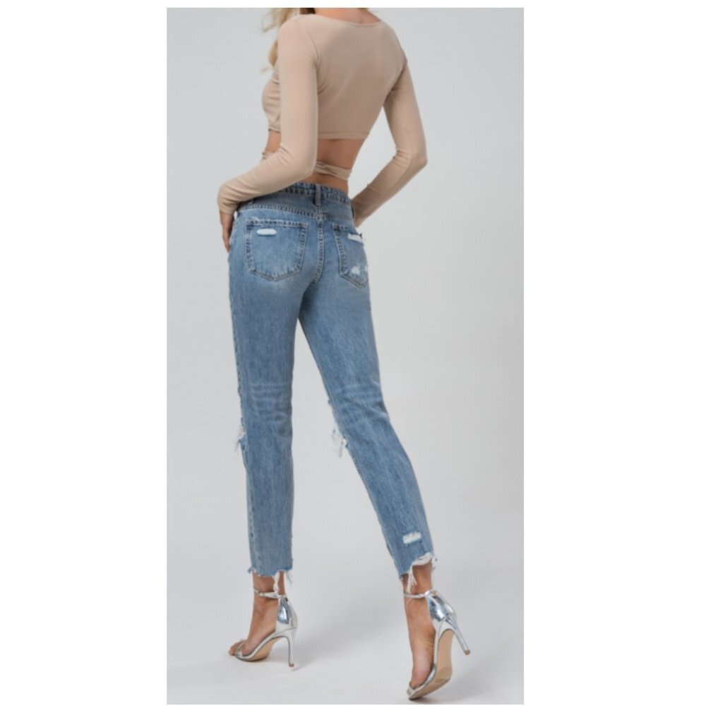 Buckle Blue Ankle & Cropped Jeans - Picture 4 of 5